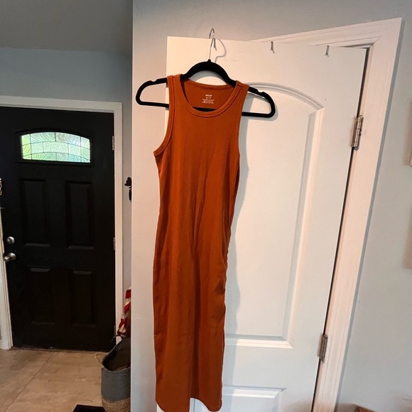 Sleeveless Dress - Picture 1 of 7